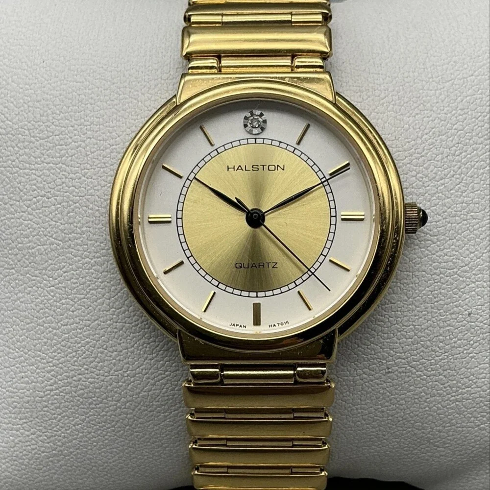 Vintage Halston Womens Watch 32mm Gold Tone White Dial Bracelet New Battery 8.5